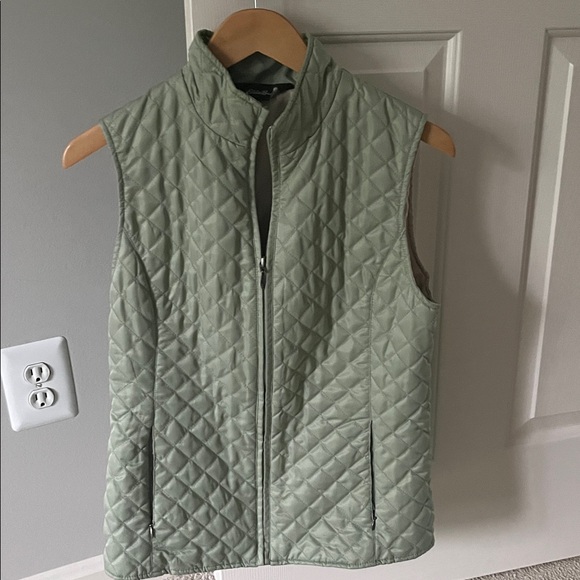 Eddie Bauer Olive Quilted Vest - Picture 1 of 4